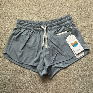 Vuori 2.0 clementine shorts